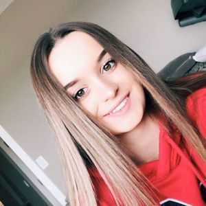 Meet your Posher, Candice